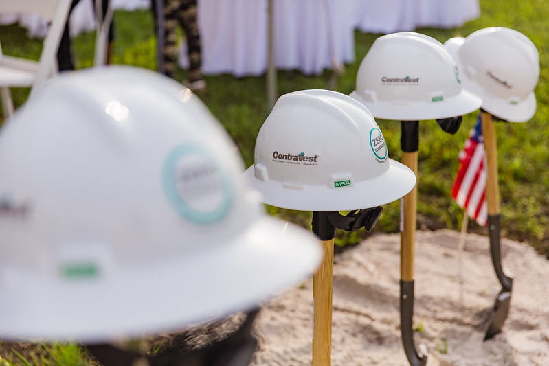 picture of hard hats